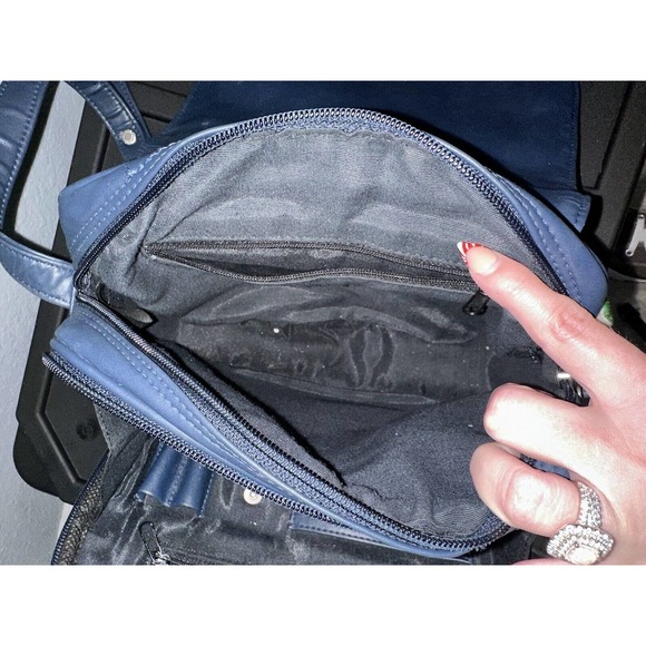 Vintage Rare Blue Leather Guess Purse Small‎ Crossbody Purse Handbag Hobo Hippie - Picture 8 of 8